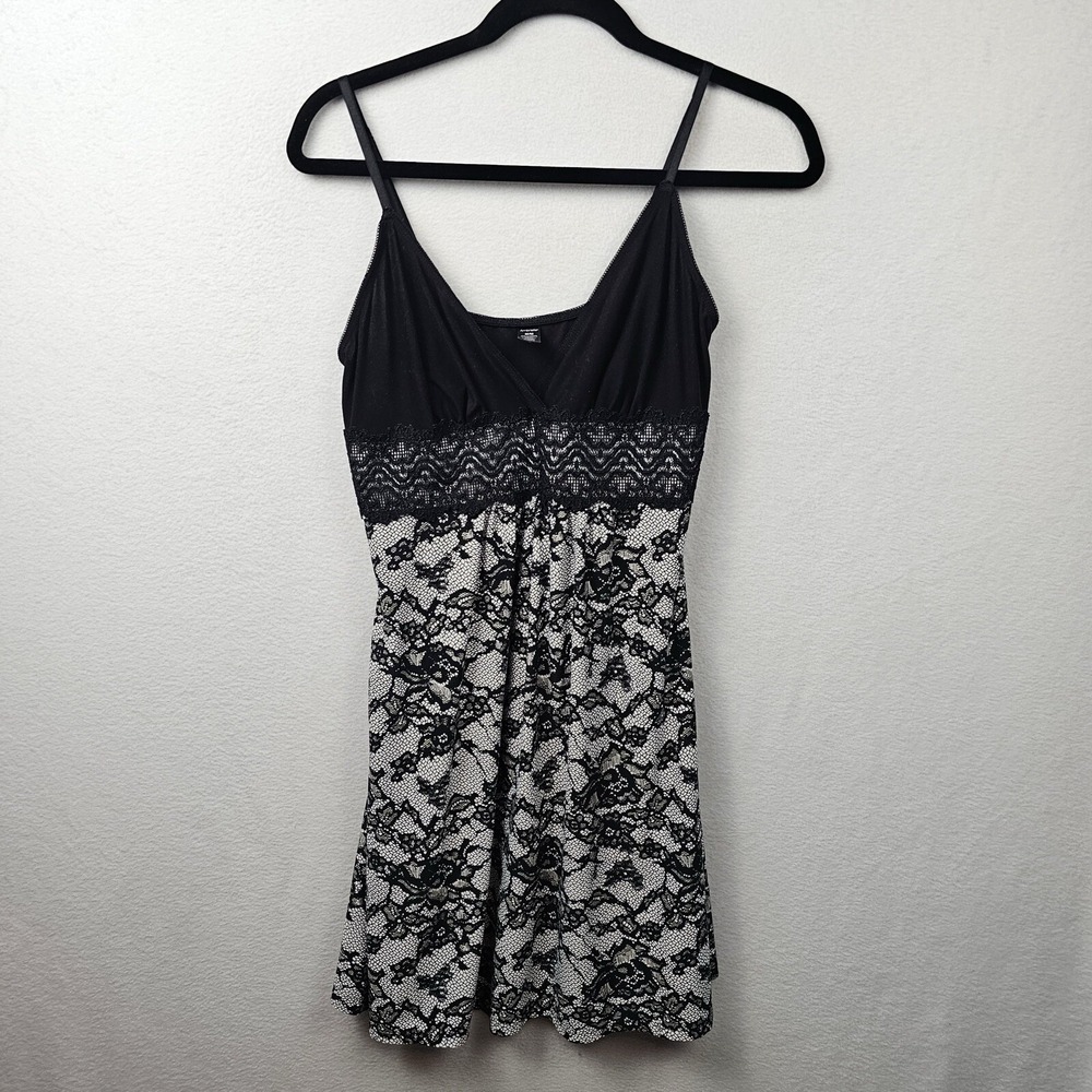 Ambrielle Nightgown Woman's Size Medium Black White Floral Lace Sleeveless